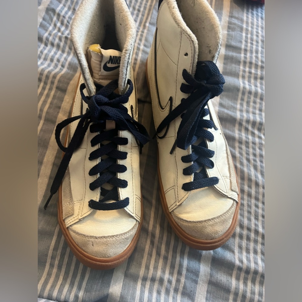 Nike Blazer Mid '77 Premium 'Sail Navy Gum'